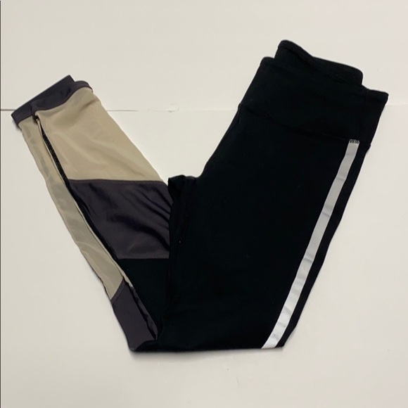 Fabletics full length leggings with mesh - Picture 1 of 6
